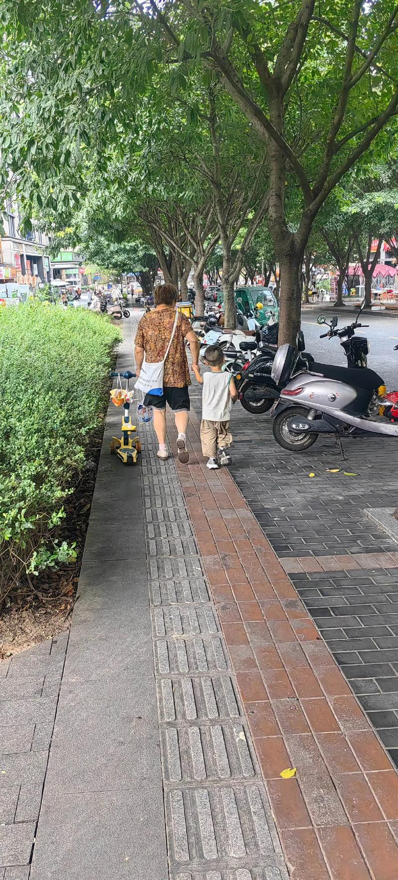 王者榮耀左手拇指起繭，打王者榮耀小手指長繭-第5張圖片-猴鯊游戲