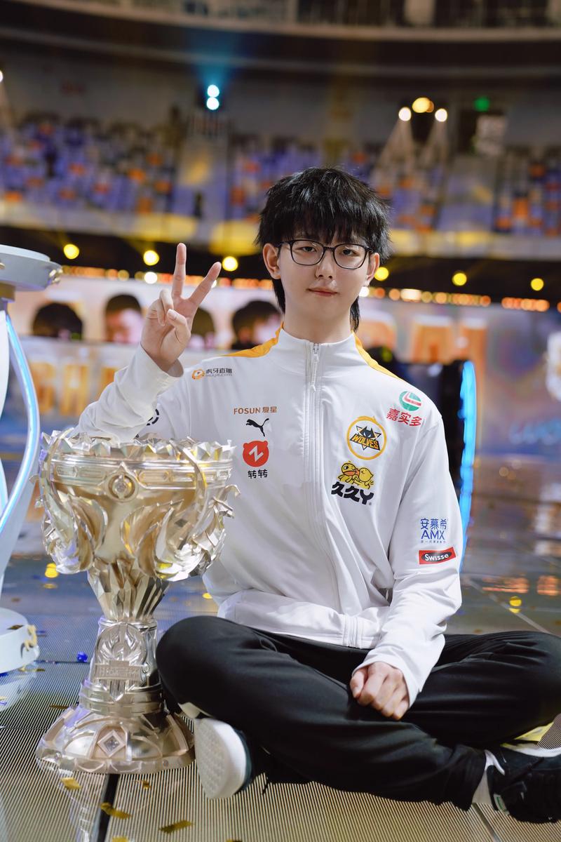 王者榮耀職業(yè)選手打野，王者榮耀職業(yè)選手打野段位數(shù)-第3張圖片-猴鯊游戲